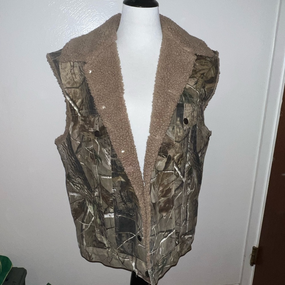 Camo jean vest with Burber inside